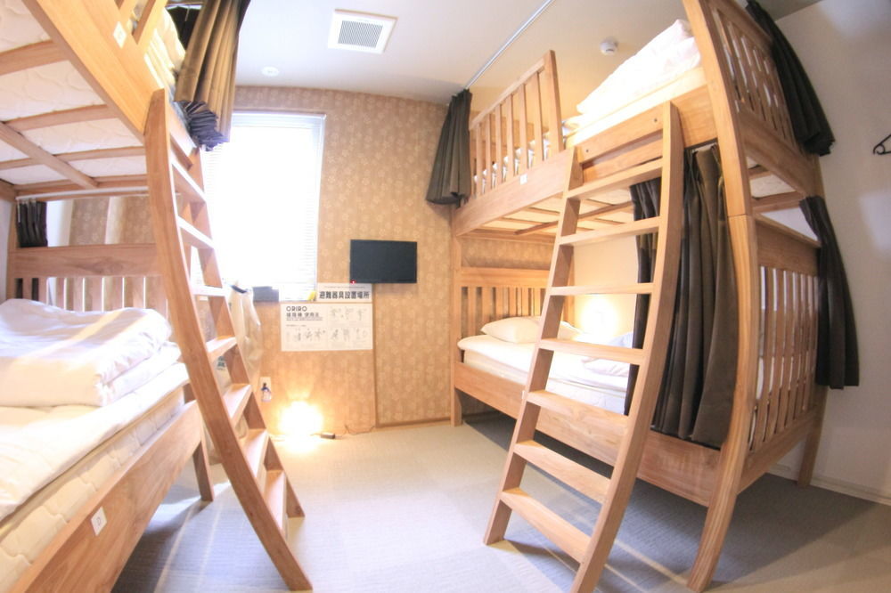 Yadokari Namba Hostel Osaka Buitenkant foto