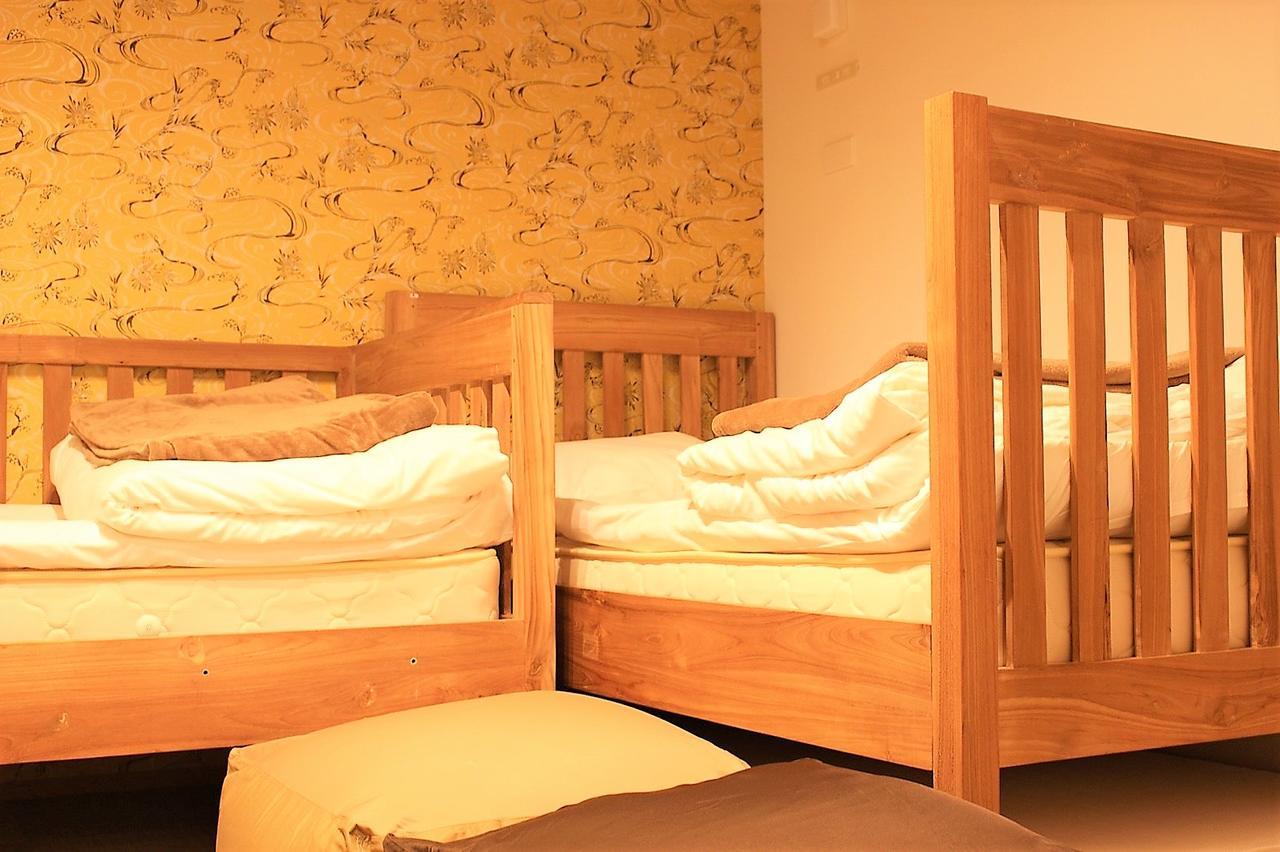 Yadokari Namba Hostel Osaka Buitenkant foto