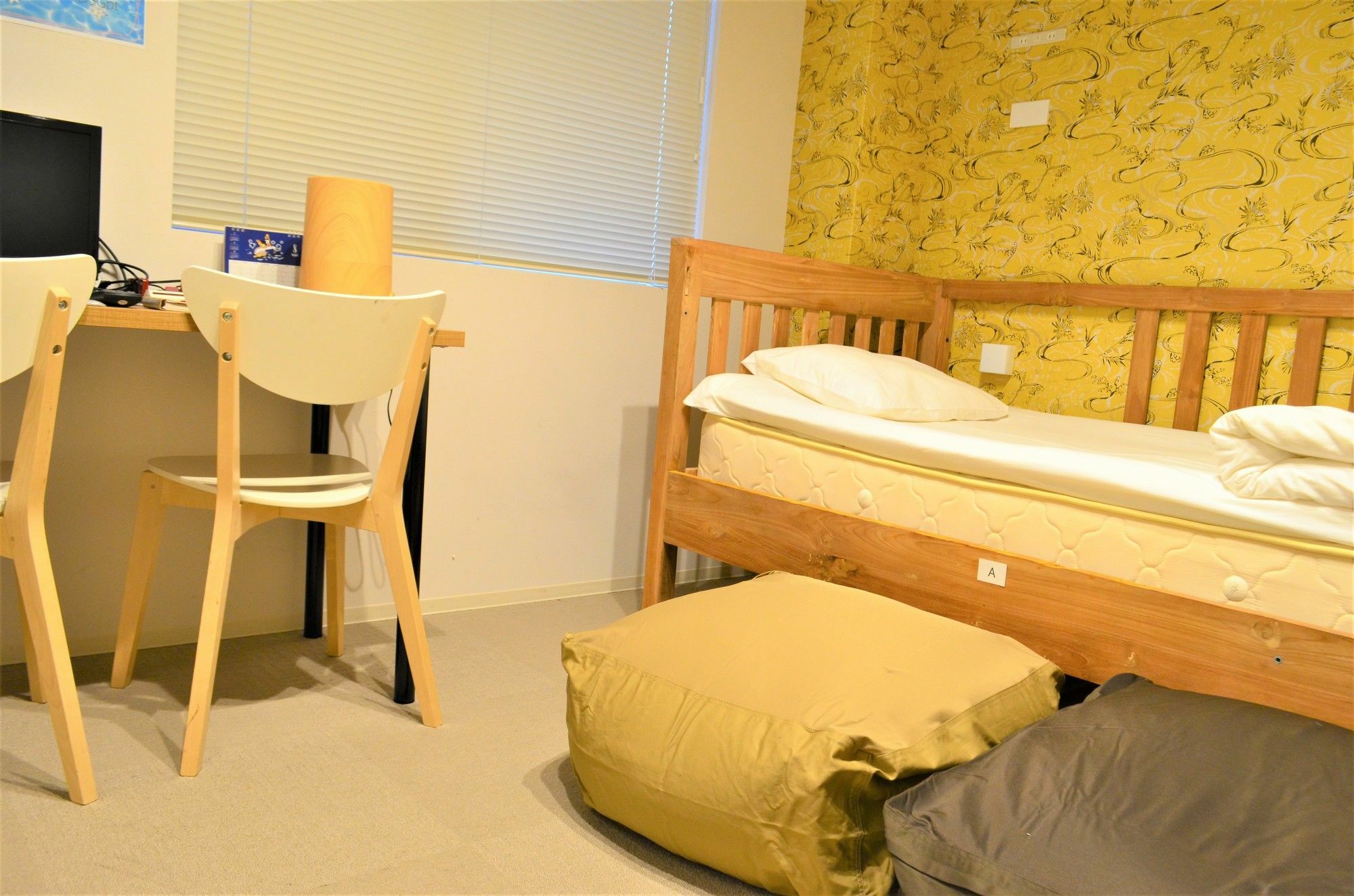 Yadokari Namba Hostel Osaka Buitenkant foto